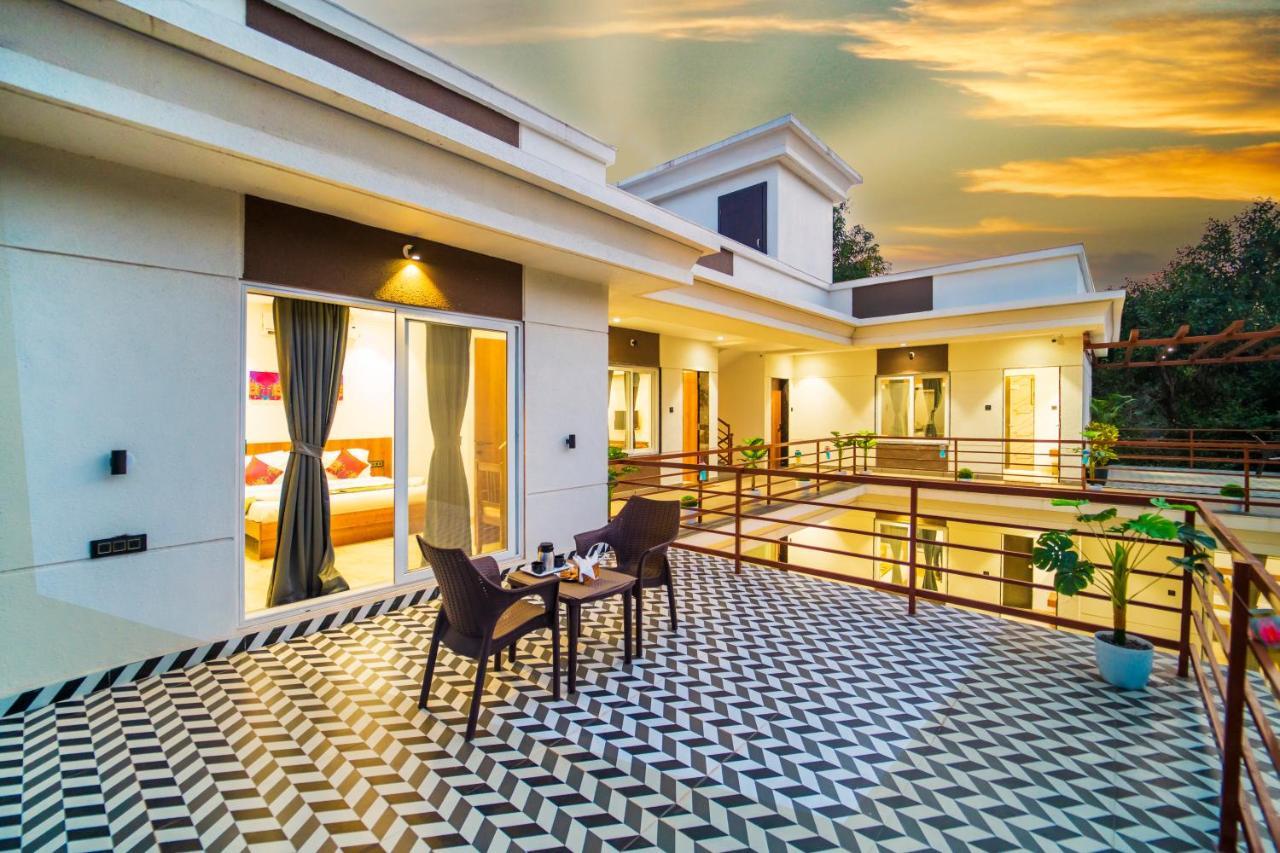 Canvasand By Eease Hospitality Otel Nagaon  Dış mekan fotoğraf